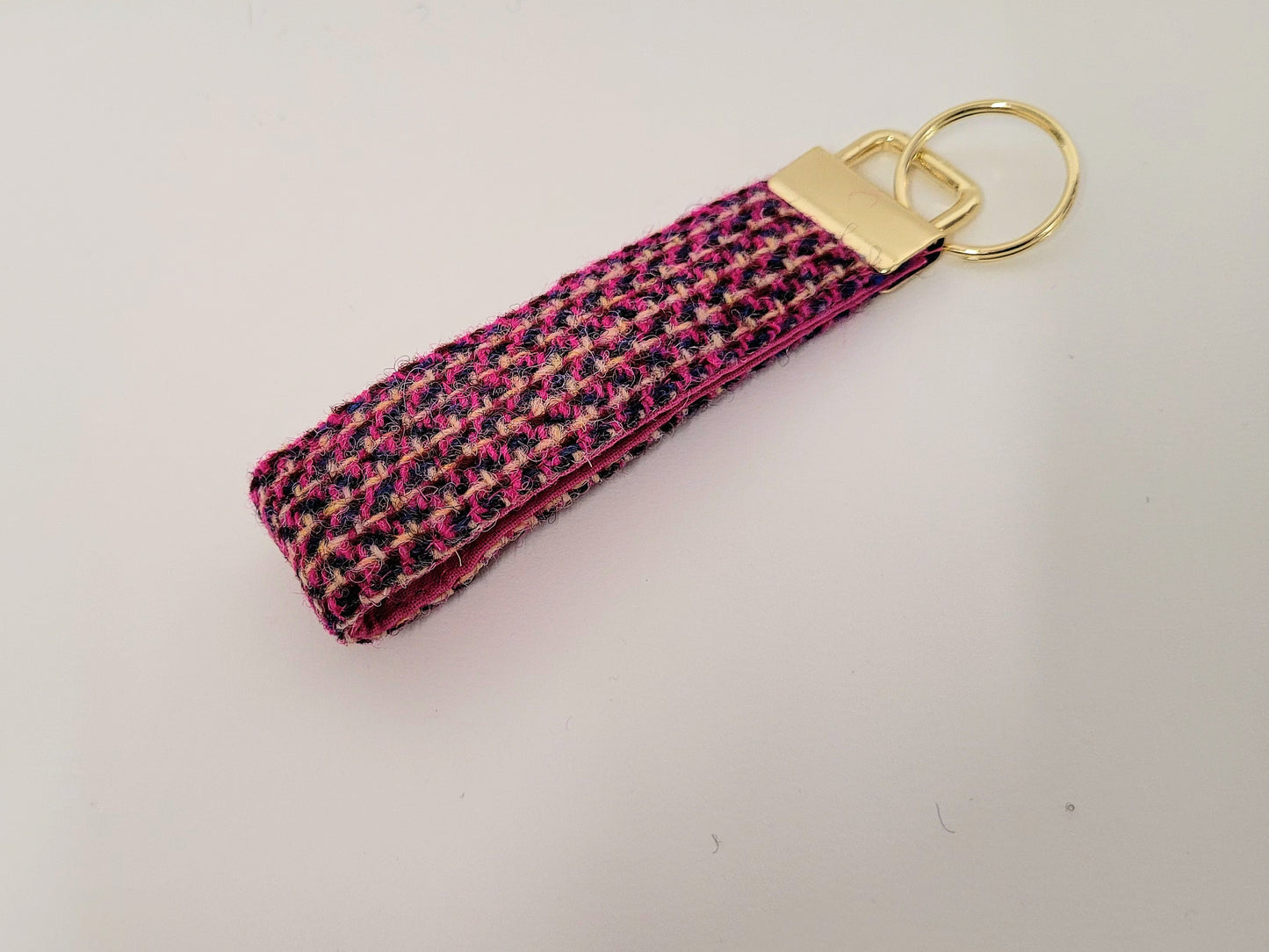 Pink Paradise - Buckle Fastening Luxury Harris Tweed Dog Collar