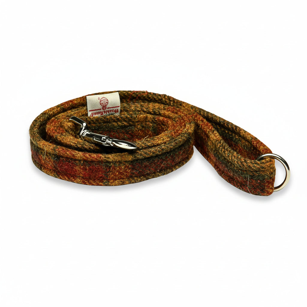 Collared Creatures Autumnal Check Harris Tweed Luxury Hundeleine. Hohe Qualität, traditionelles Harris Tweed Design. Handgefertigt im Vereinigten Königreich. Strapazierfähig und stilvoll.