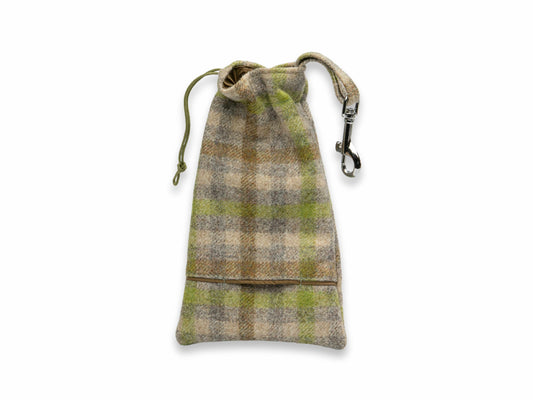 Bibury Lichen Abraham Moon dog treat bag with built-in poo bag dispenser