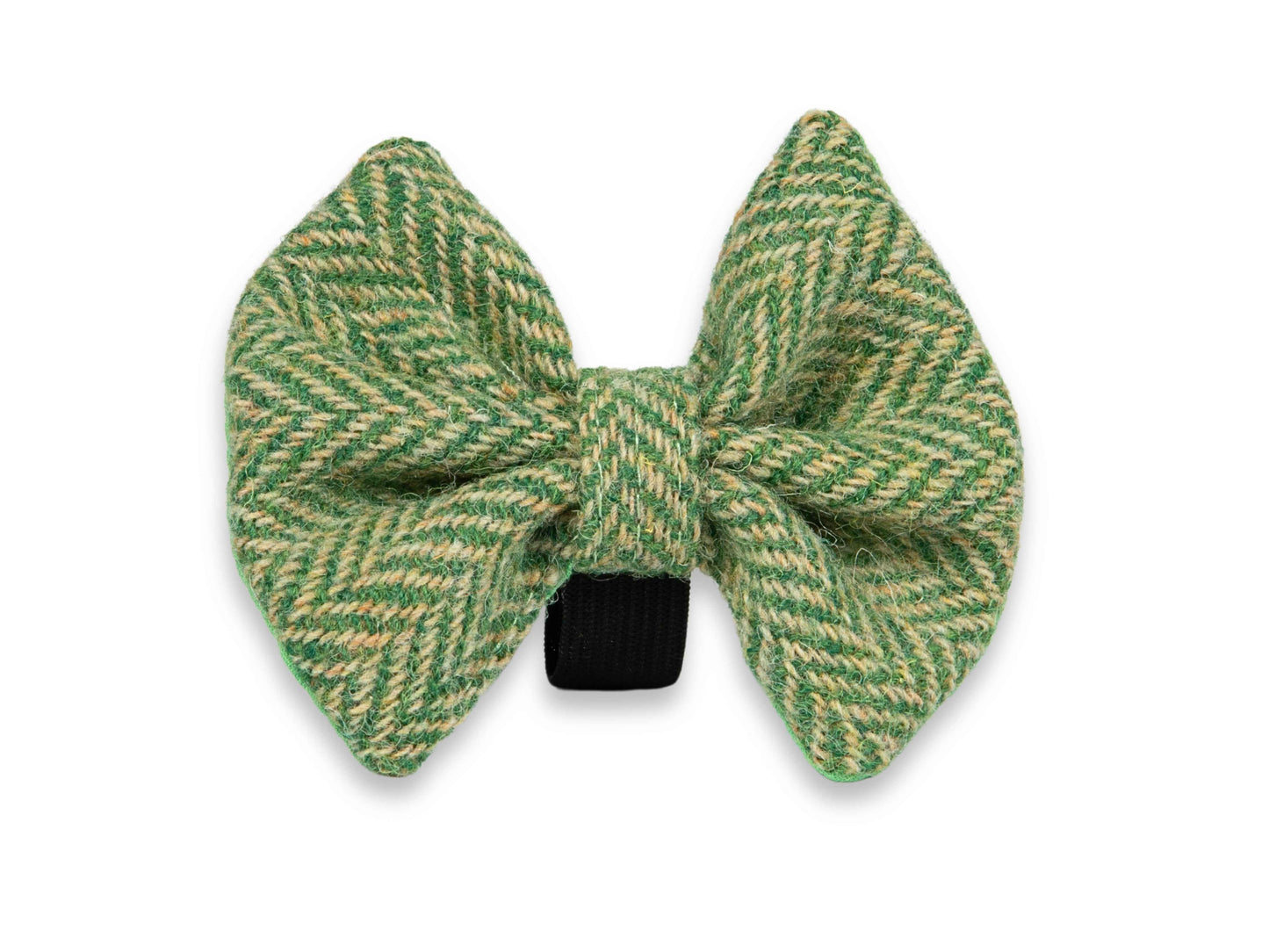 Green herringbone Harris Tweed dog bow tie – handmade and ideal for weddings, walks, or everyday wear
