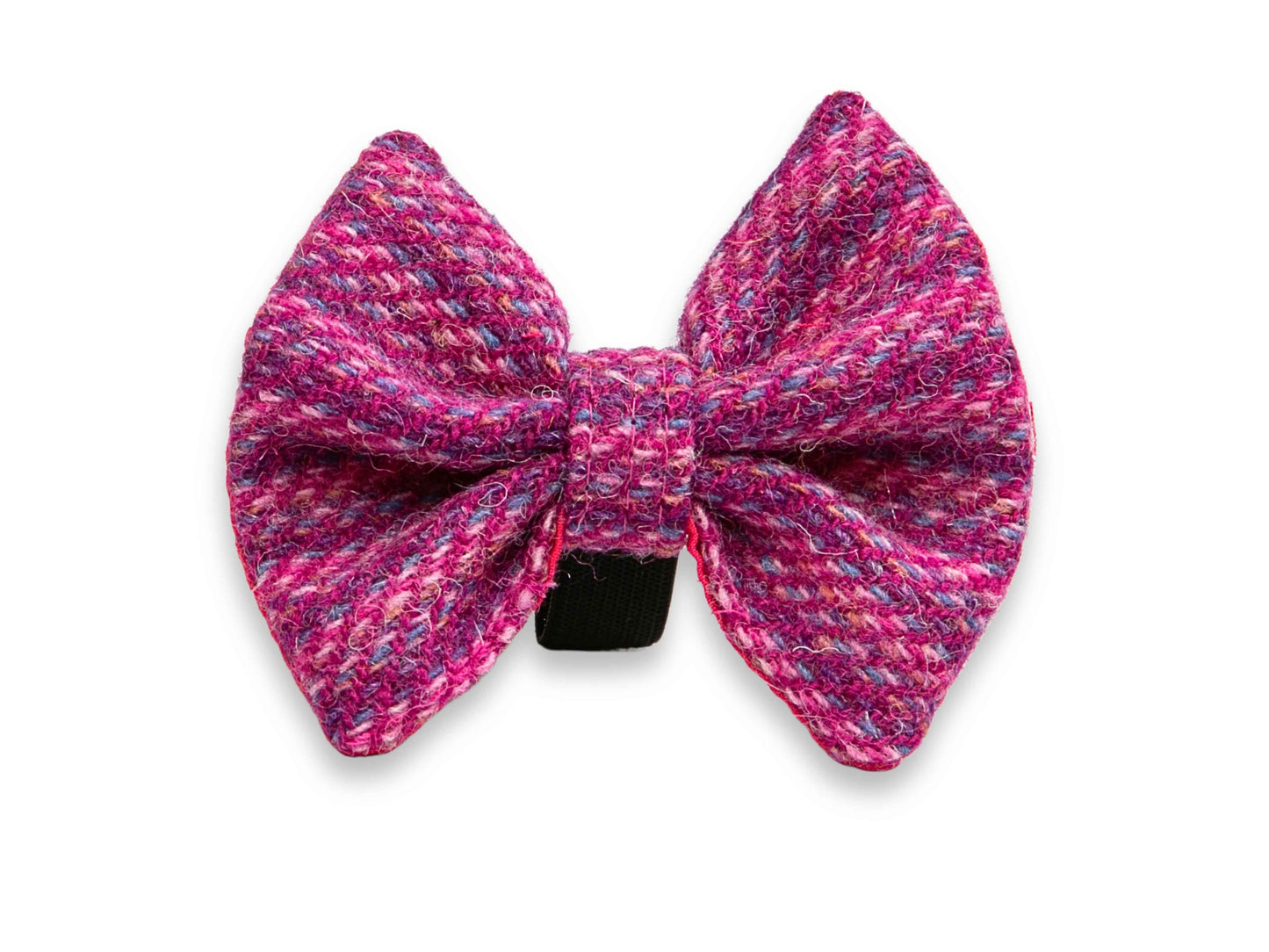 Roze Koana Harris Tweed hondenstrikje - handgemaakt in zachtroze voor elegante pups