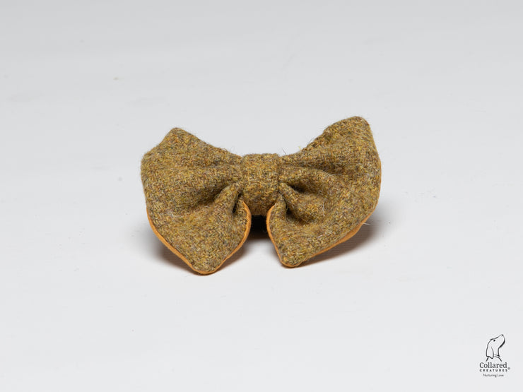 Collared Creatures Mustard Twill Harris Tweed Luxury Clasp Dog Bow Tie