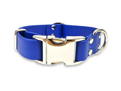 Electric Blue waterproof metal clasp collar – abrasion-resistant, wipeable, and ideal for swimming dogs – by Collared Creatures