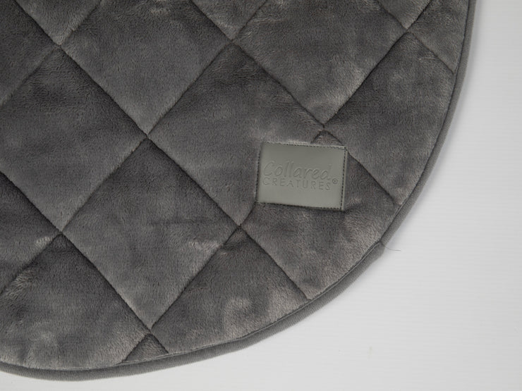 Collared Creatures Luxury Grey Quilted Cave Bed Round Blanket